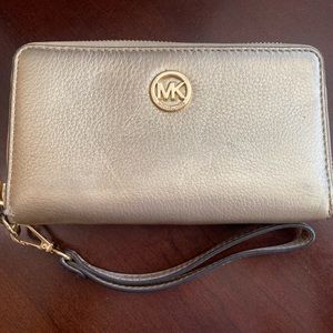 Michael Kors gold wristlet wallet